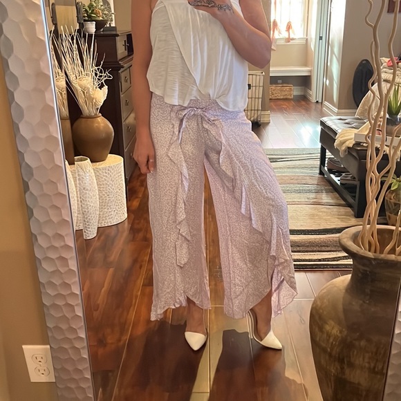 Kiwi & Punch flowy pants lavender tie waist - Picture 14 of 14